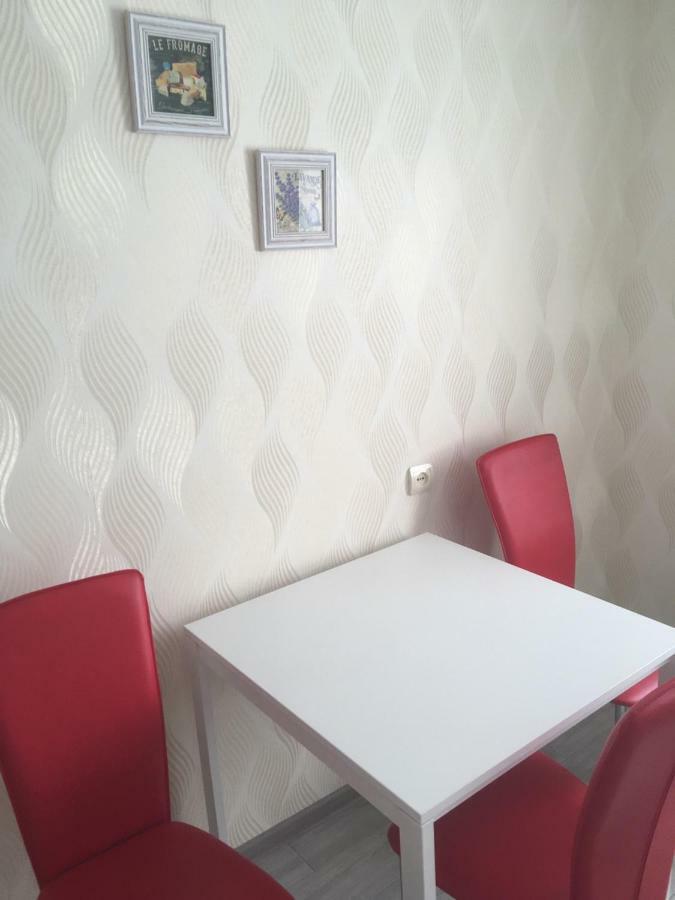 5 Minutes To The City Center Mykolaiv Exterior foto